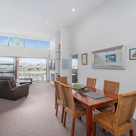 Sovereign Pier On The Waterways Whitianga Exterior photo