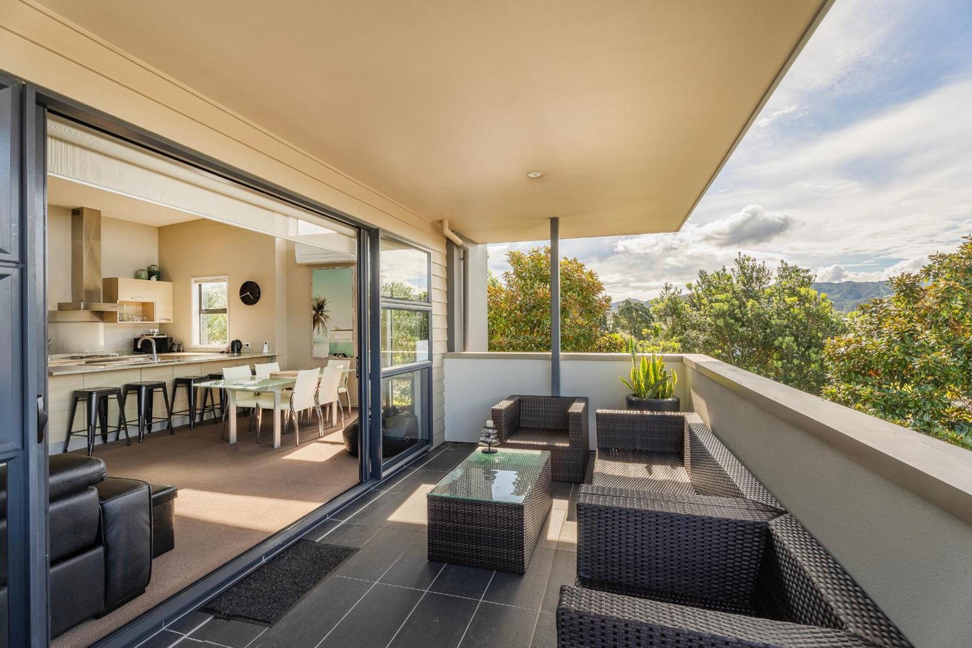 Sovereign Pier On The Waterways Whitianga Exterior photo