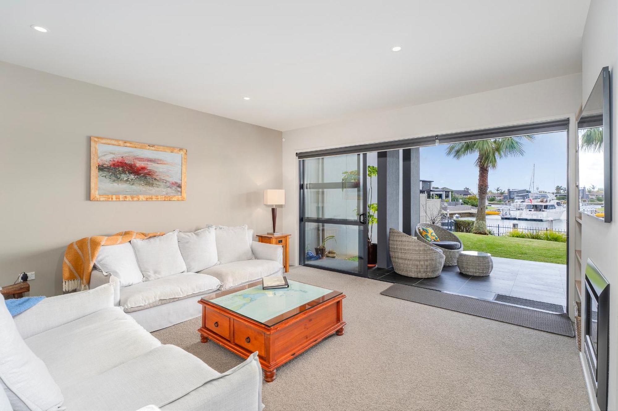 Sovereign Pier On The Waterways Whitianga Exterior photo