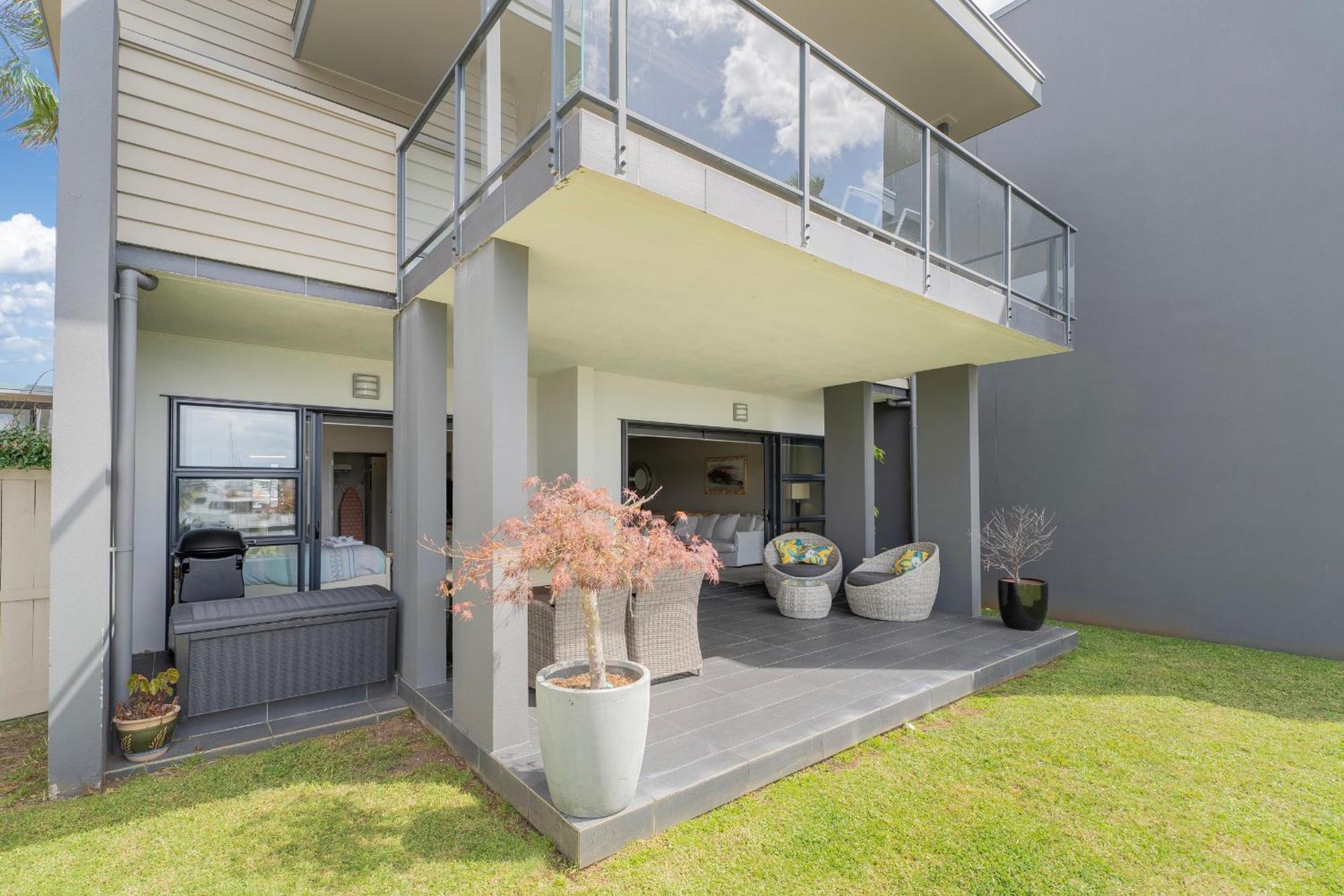 Sovereign Pier On The Waterways Whitianga Exterior photo