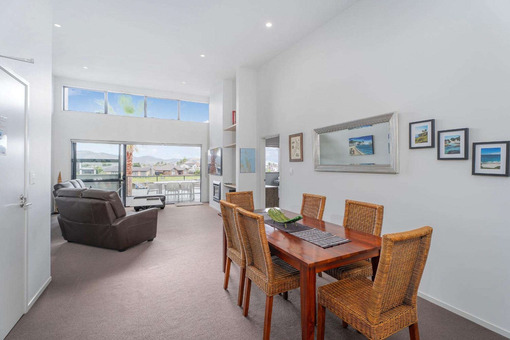 Sovereign Pier On The Waterways Whitianga Exterior photo