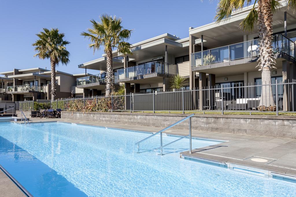 Sovereign Pier On The Waterways Whitianga Exterior photo